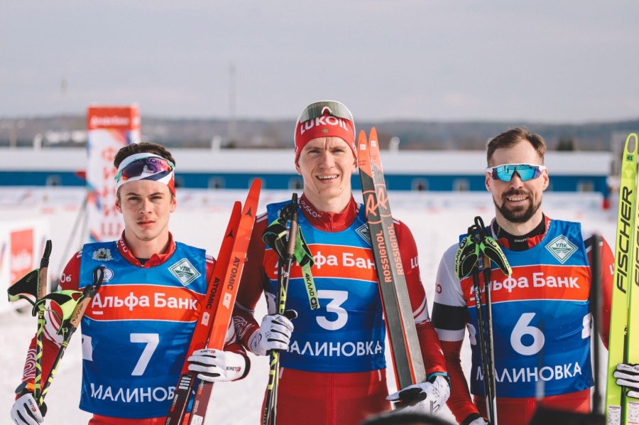 Александр Большунов- чемпион России в спринте свободным стилем.